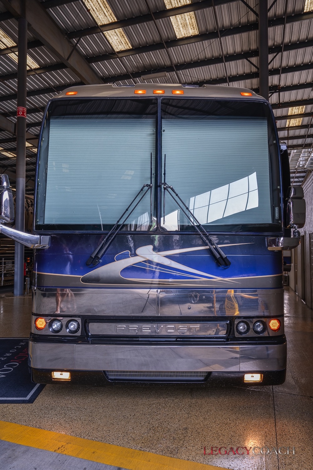 2005 Prevost Marathon XLII For Sale