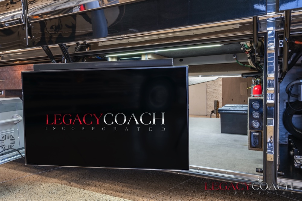 2005 Prevost Marathon XLII For Sale