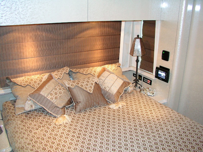 2005 Prevost Marathon XLII For Sale