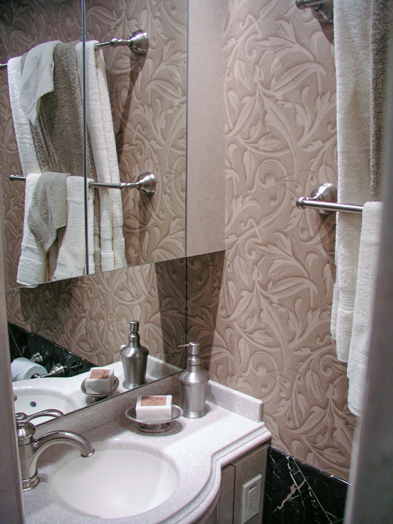 2005 Prevost Marathon XLII For Sale