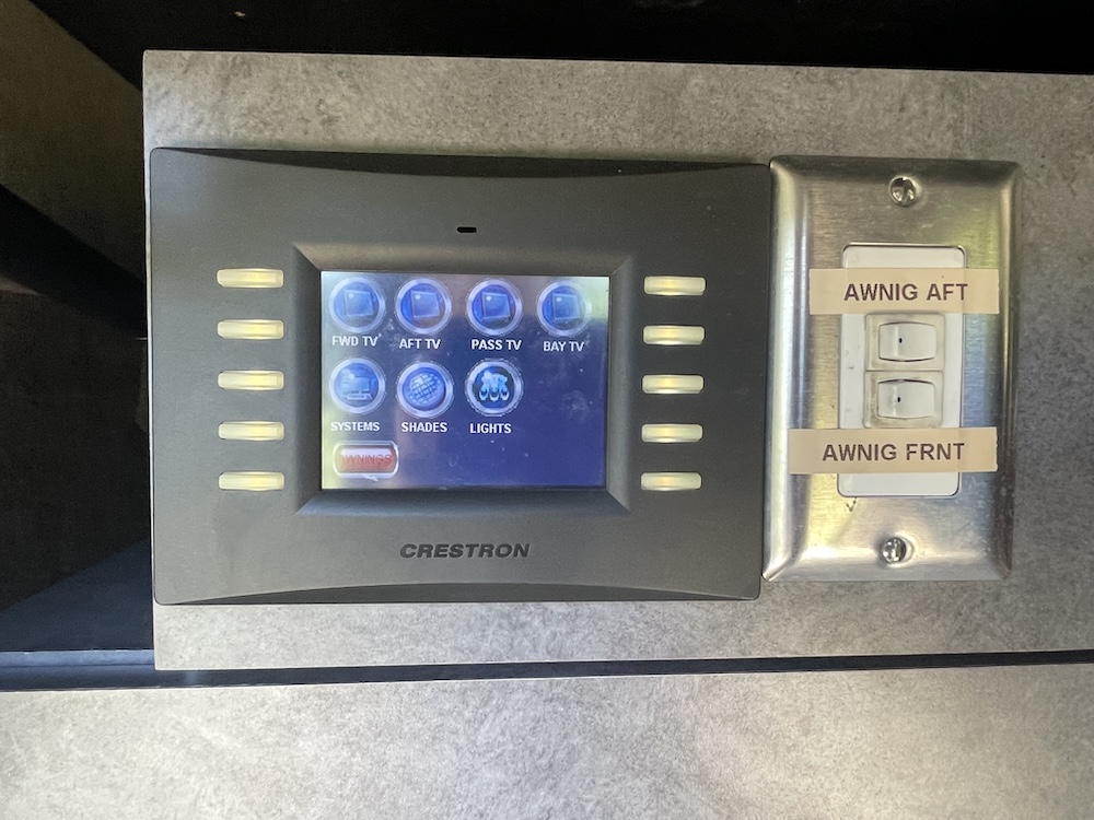 2005 Prevost  Millennium H3-45 For Sale