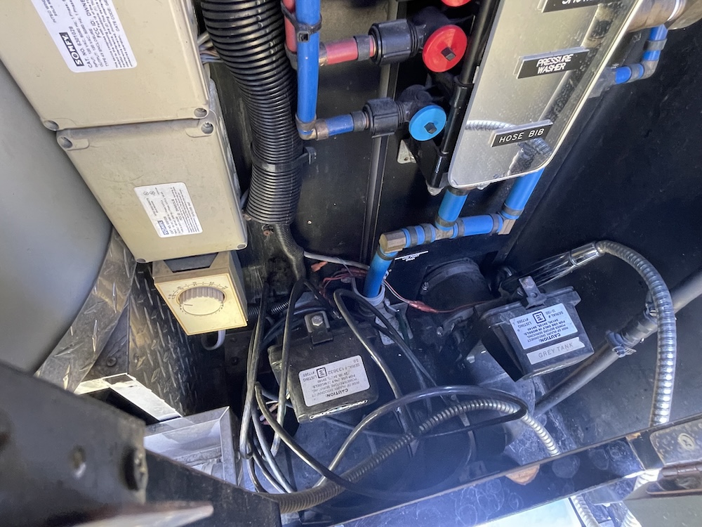 2005 Prevost  Millennium H3-45 For Sale