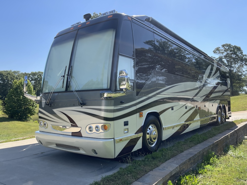 2005 Prevost  Millennium H3-45 For Sale