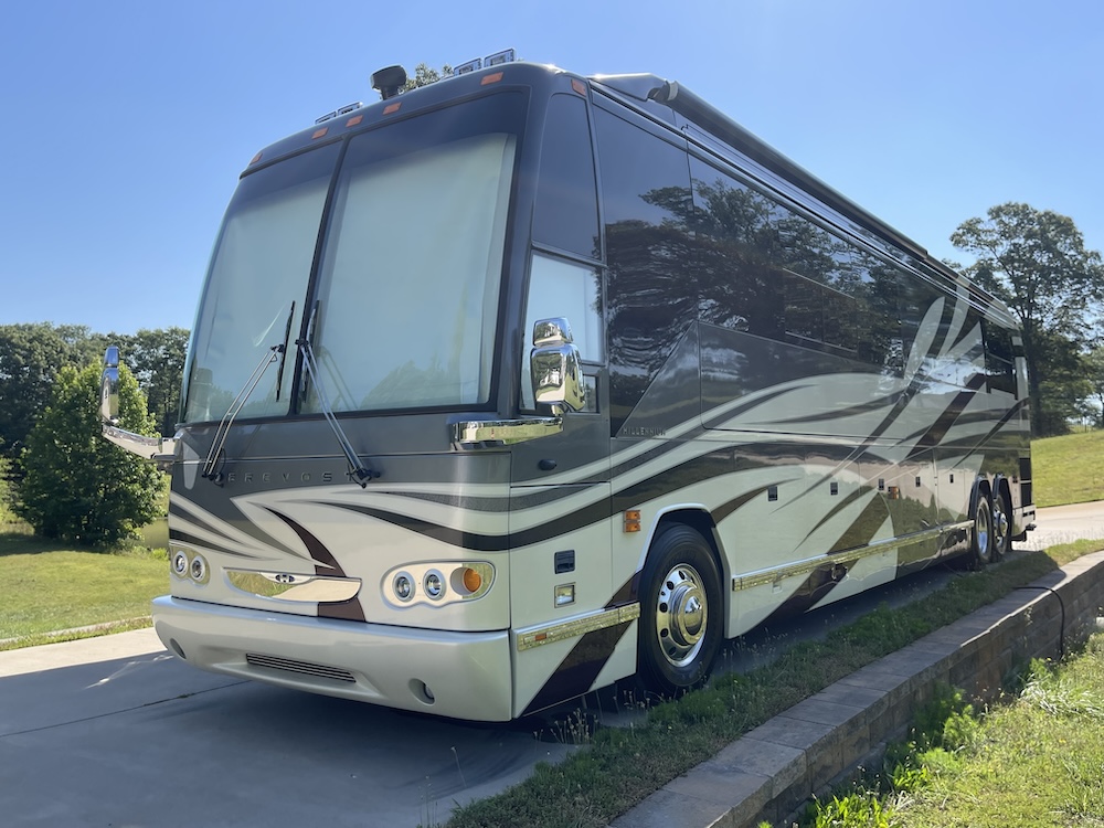 2005 Prevost  Millennium H3-45 For Sale