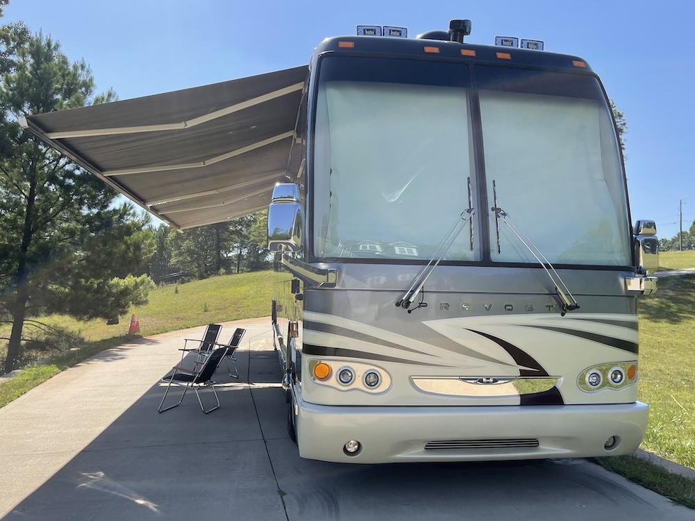 2005 Prevost  Millennium H3-45 For Sale