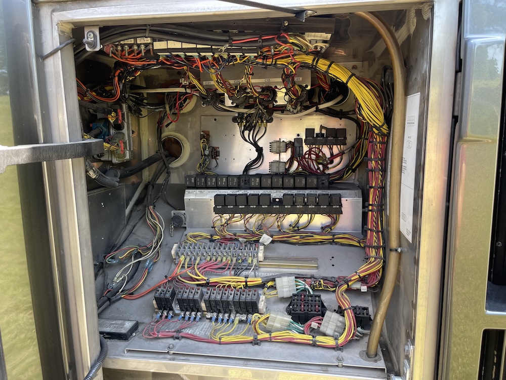 2005 Prevost  Millennium H3-45 For Sale