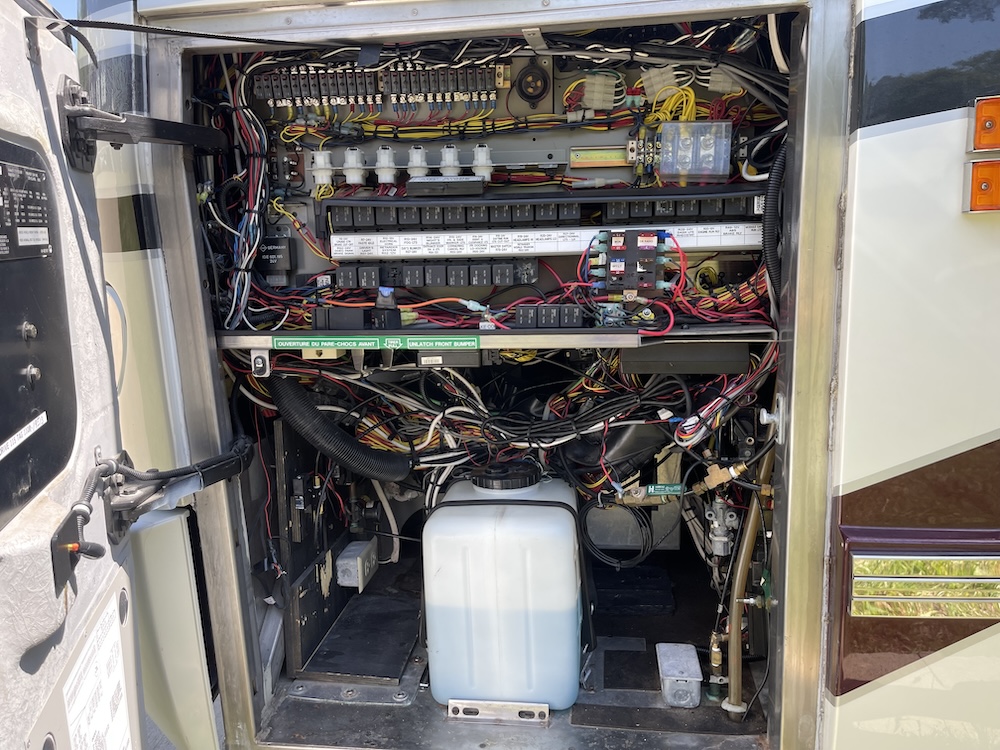 2005 Prevost  Millennium H3-45 For Sale
