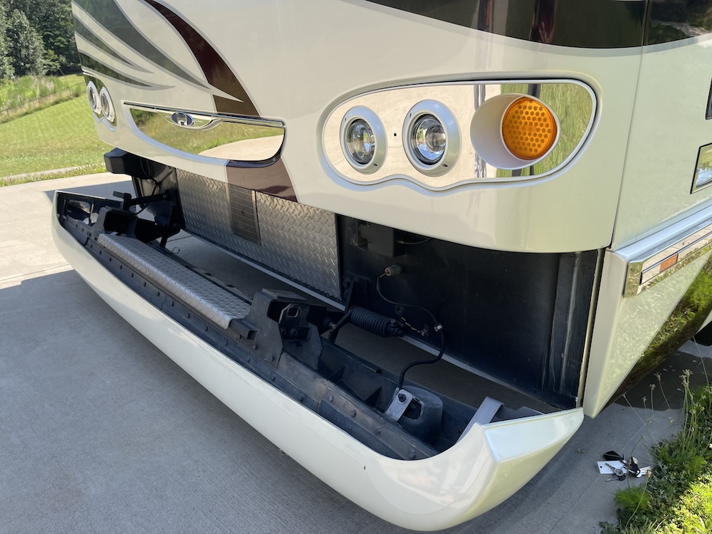 2005 Prevost  Millennium H3-45 For Sale