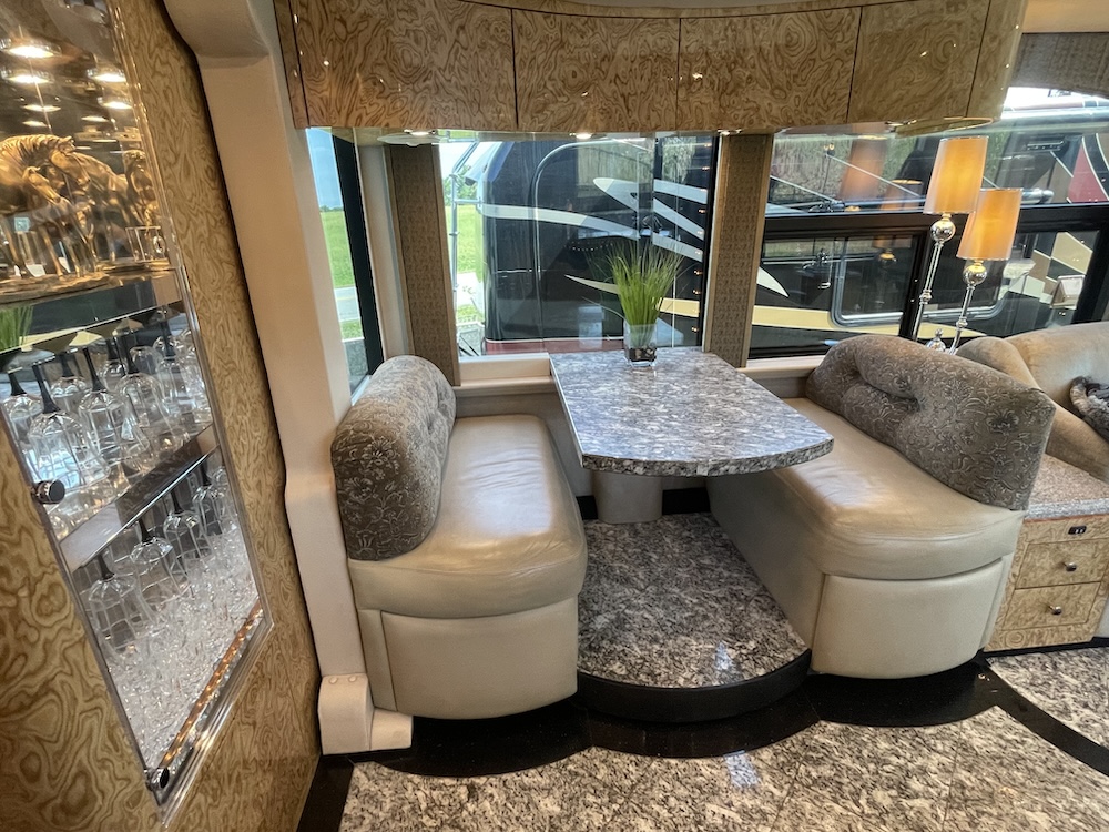 2005 Prevost  Millennium H3-45 For Sale