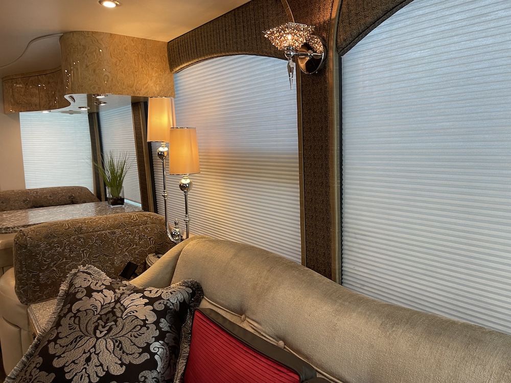 2005 Prevost  Millennium H3-45 For Sale