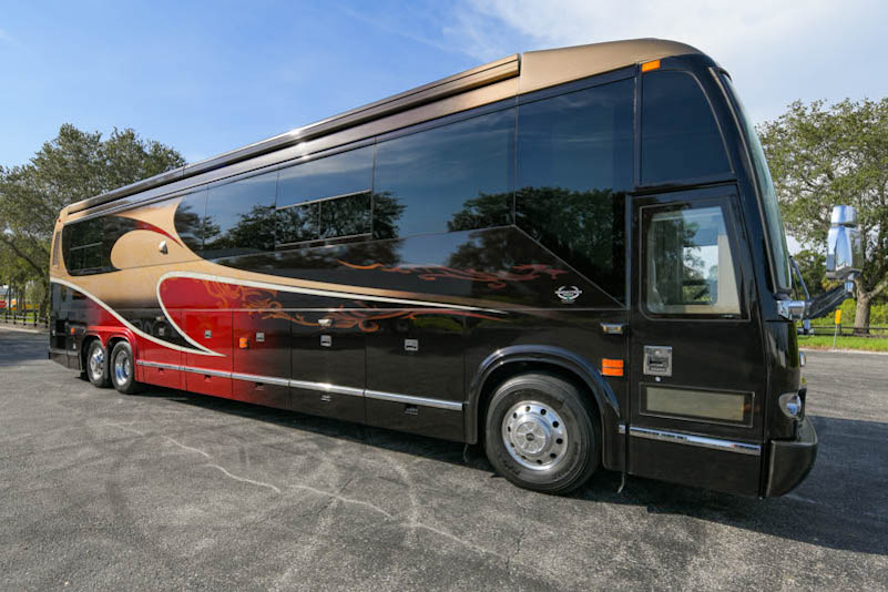 2005 Prevost Marathon H3-45 For Sale