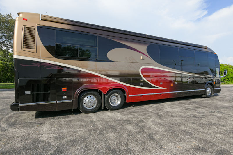 2005 Prevost Marathon H3-45 For Sale