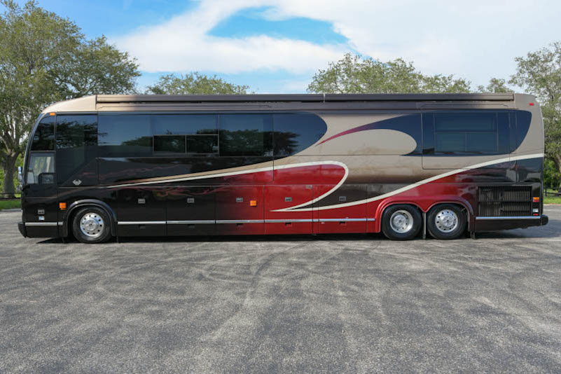 2005 Prevost Marathon H3-45 For Sale
