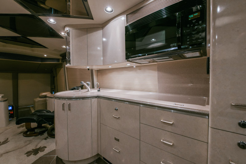 2005 Prevost Marathon H3-45 For Sale