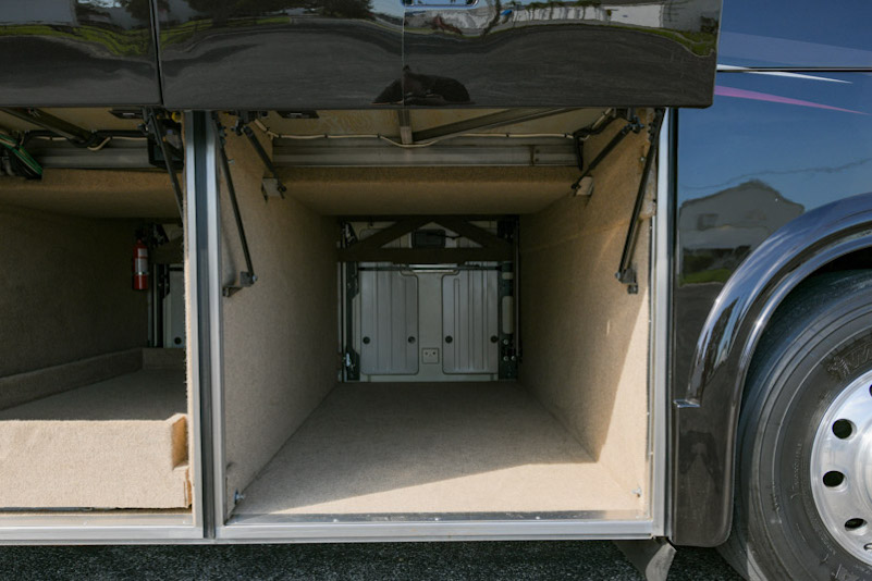2005 Prevost Marathon H3-45 For Sale