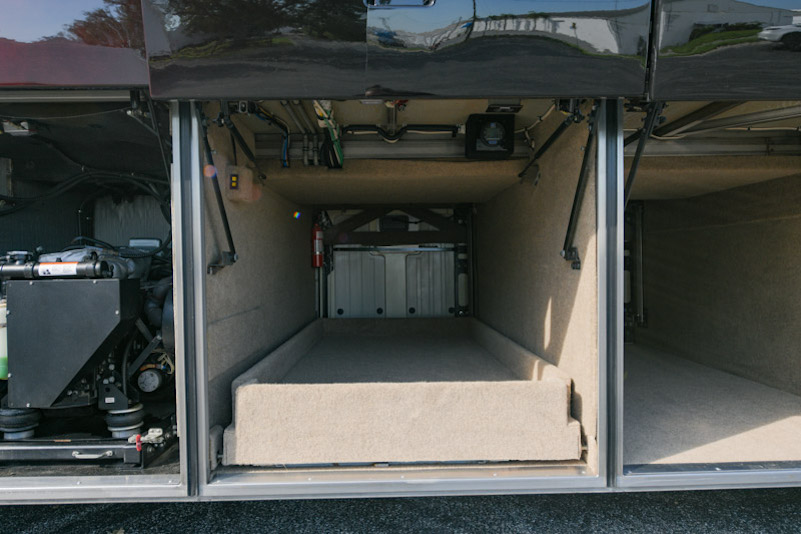 2005 Prevost Marathon H3-45 For Sale