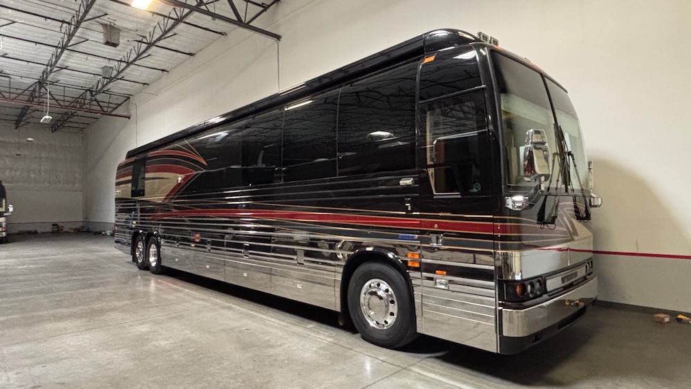 2005 Prevost Parliament XLII For Sale