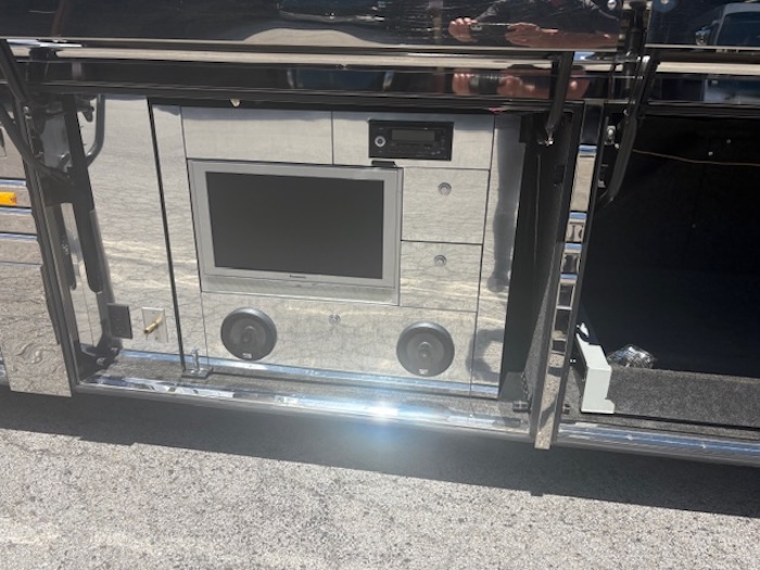 2005 Prevost Parliament XLII For Sale