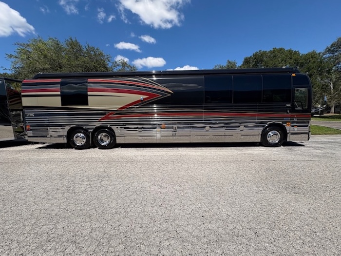 2005 Prevost Parliament XLII For Sale