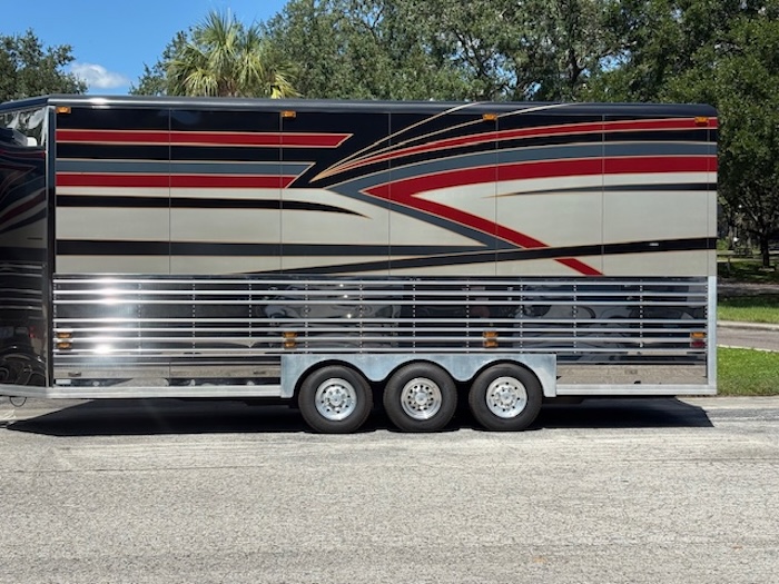 2005 Prevost Parliament XLII For Sale