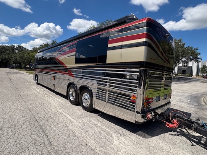 2005 Prevost Parliament XLII For Sale