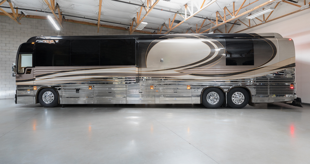 2005 Prevost Parliament XLII For Sale