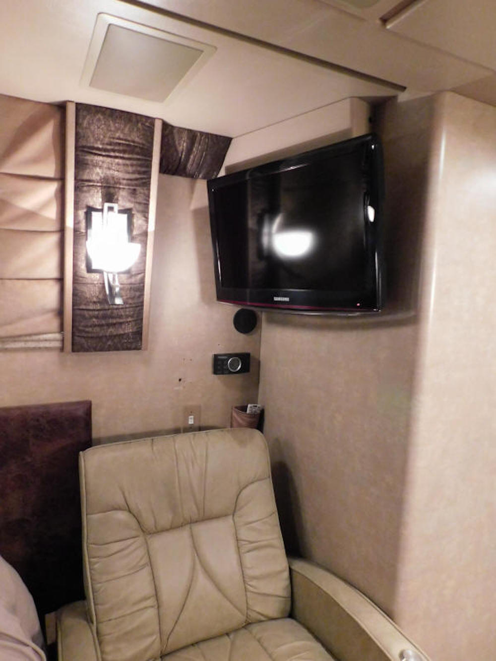 2005 Prevost Star XLII For Sale