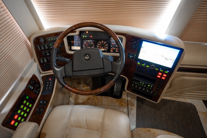 2006 Prevost Marathon H3-45 For Sale