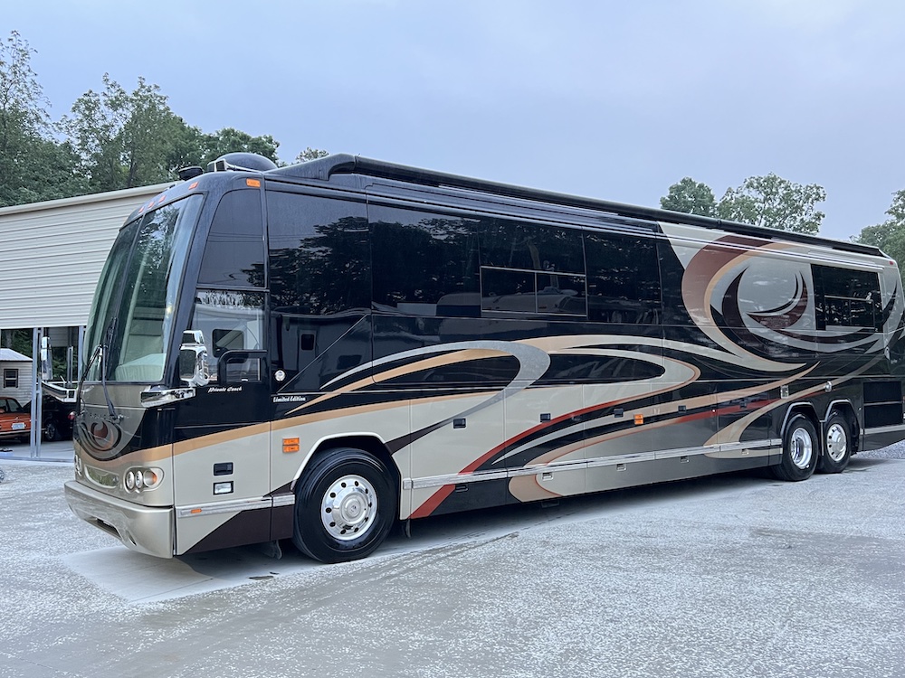 2006 Prevost American H3-45 For Sale