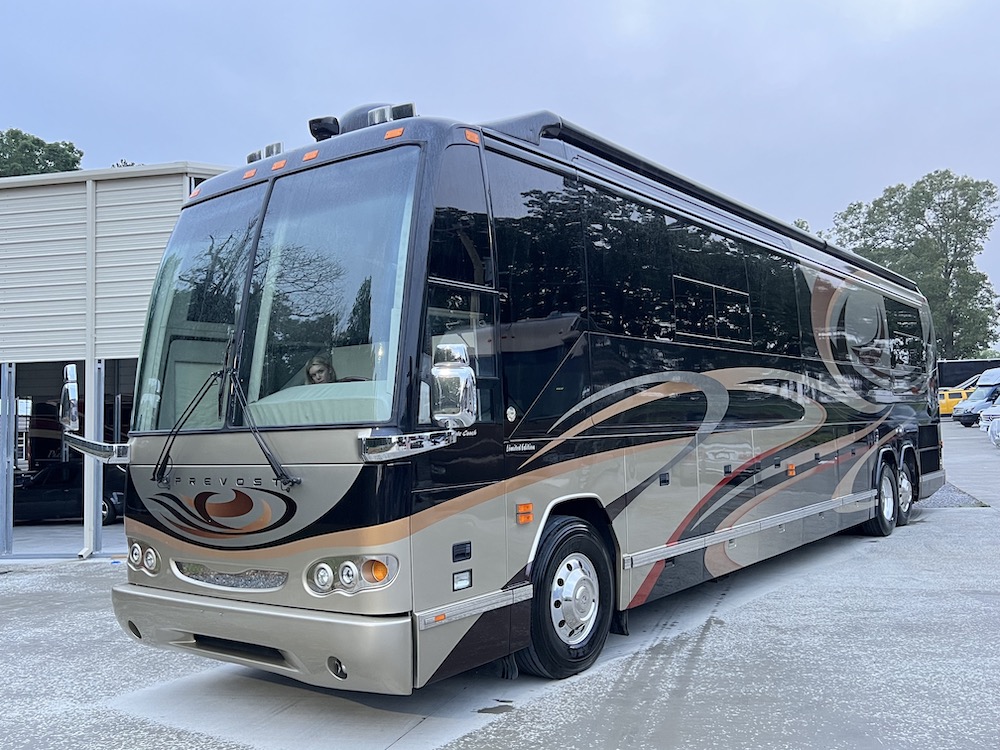 2006 Prevost American H3-45 For Sale