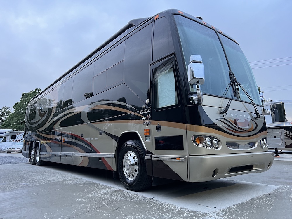 2006 Prevost American H3-45 For Sale