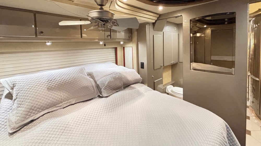 2006 Prevost Country Coach For Sale