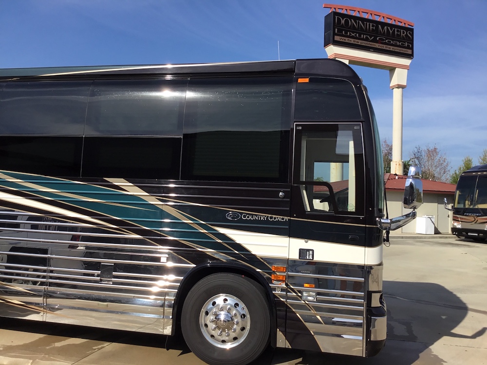 2006 Prevost Country Coach XLII For Sale