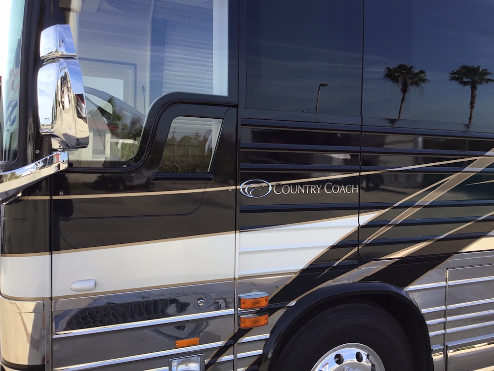 2006 Prevost Country Coach XLII For Sale