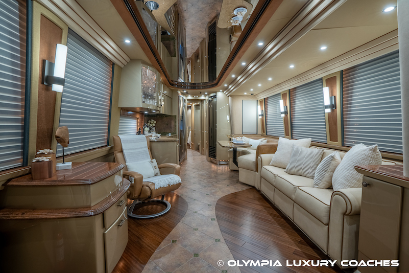 2006 Prevost Country Coach XLII For Sale