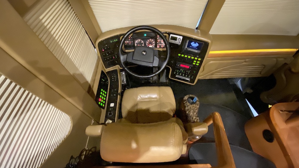 2006 Prevost Featherlite H3-45 For Sale