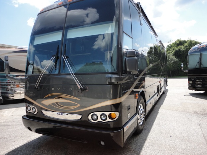 2006 Prevost Featherlite  H3-45 For Sale
