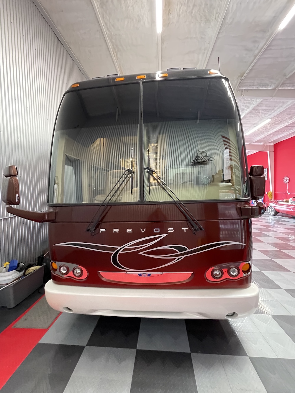 2006 Prevost Featherlite H3-45 For Sale