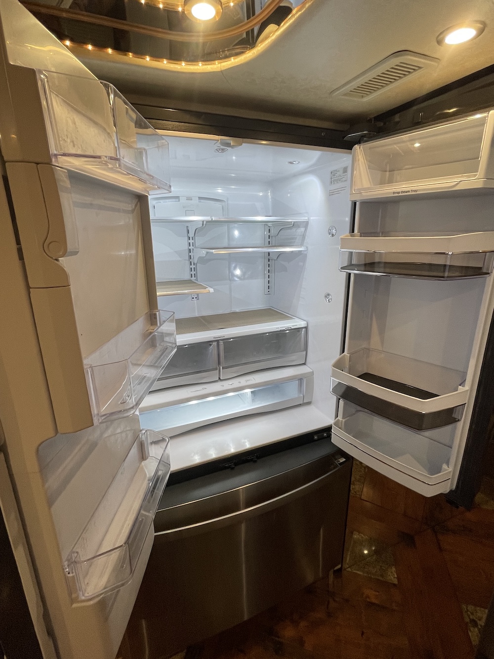 2006 Prevost Featherlite H3-45 For Sale