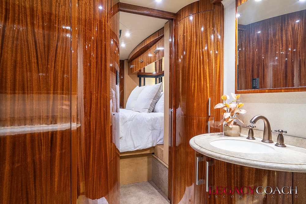 2008 Prevost Legendary XLII For Sale