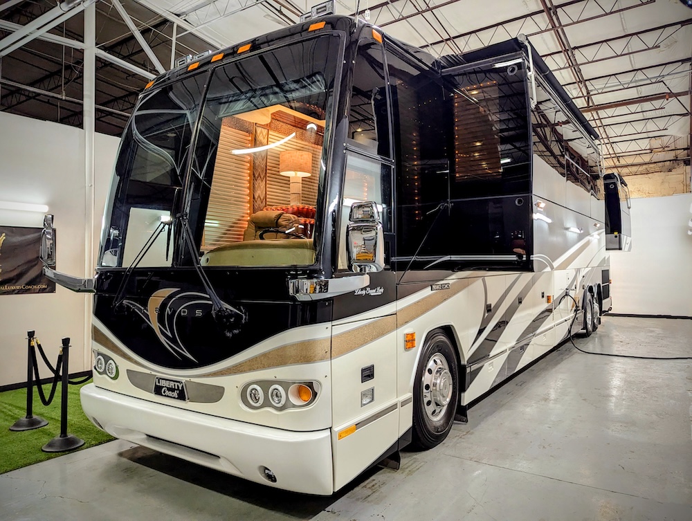 2006 Prevost Liberty H3-45 For Sale