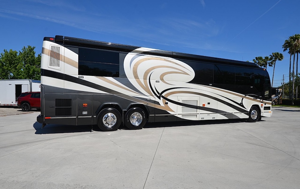 2006 Prevost Liberty H3-45 For Sale