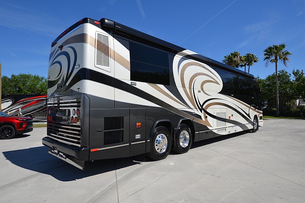 2006 Prevost Liberty H3-45 For Sale