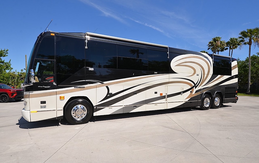 2006 Prevost Liberty H3-45 For Sale