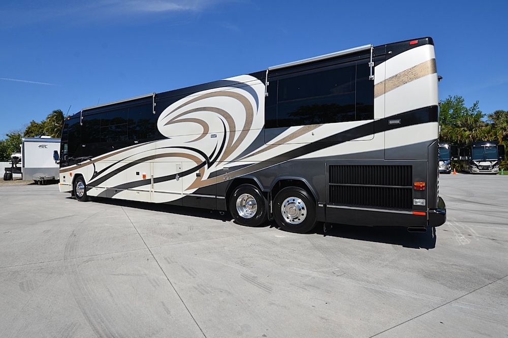 2006 Prevost Liberty H3-45 For Sale