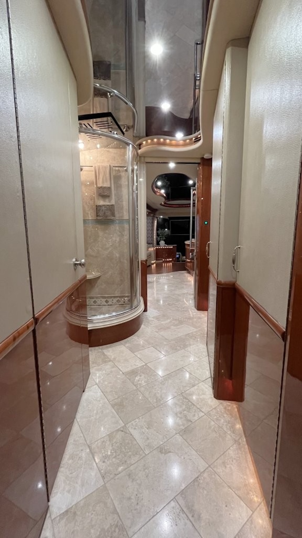 2006 Prevost Liberty H3-45 For Sale