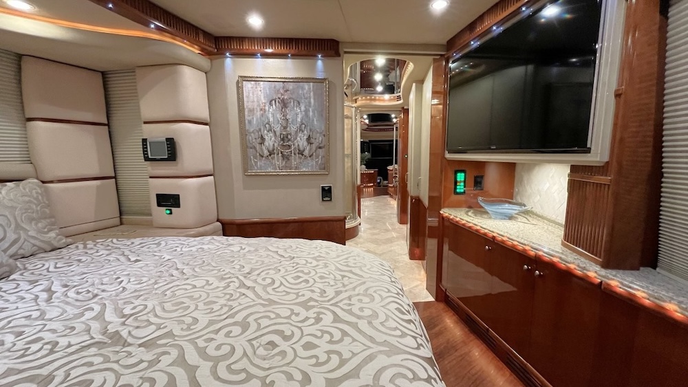 2006 Prevost Liberty H3-45 For Sale