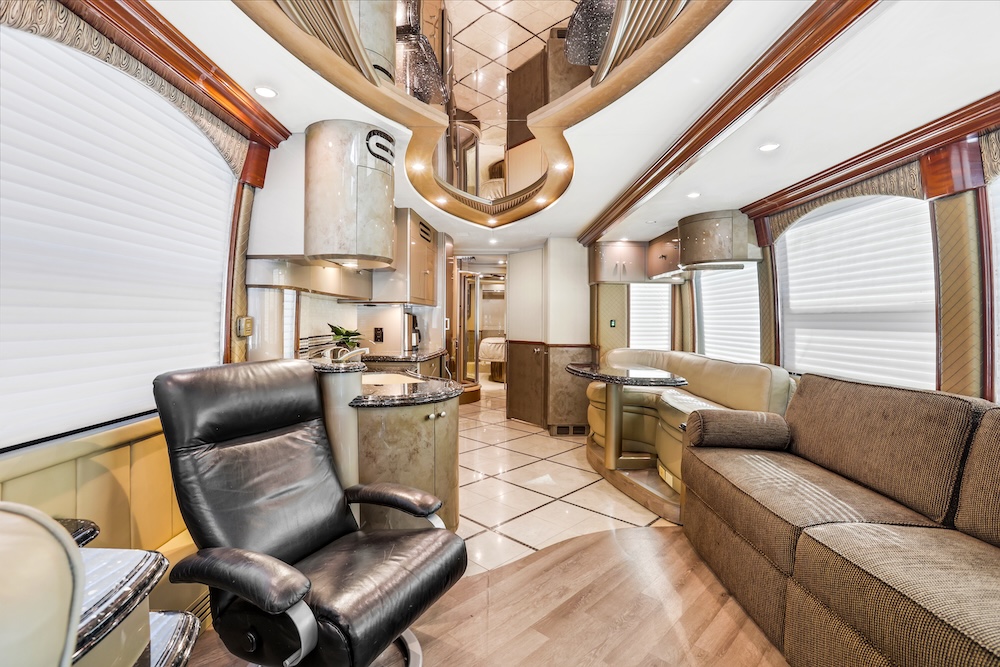 2006 Prevost Liberty XLII For Sale