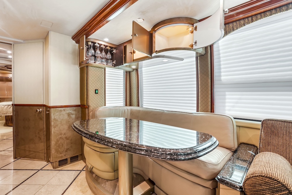 2006 Prevost Liberty XLII For Sale
