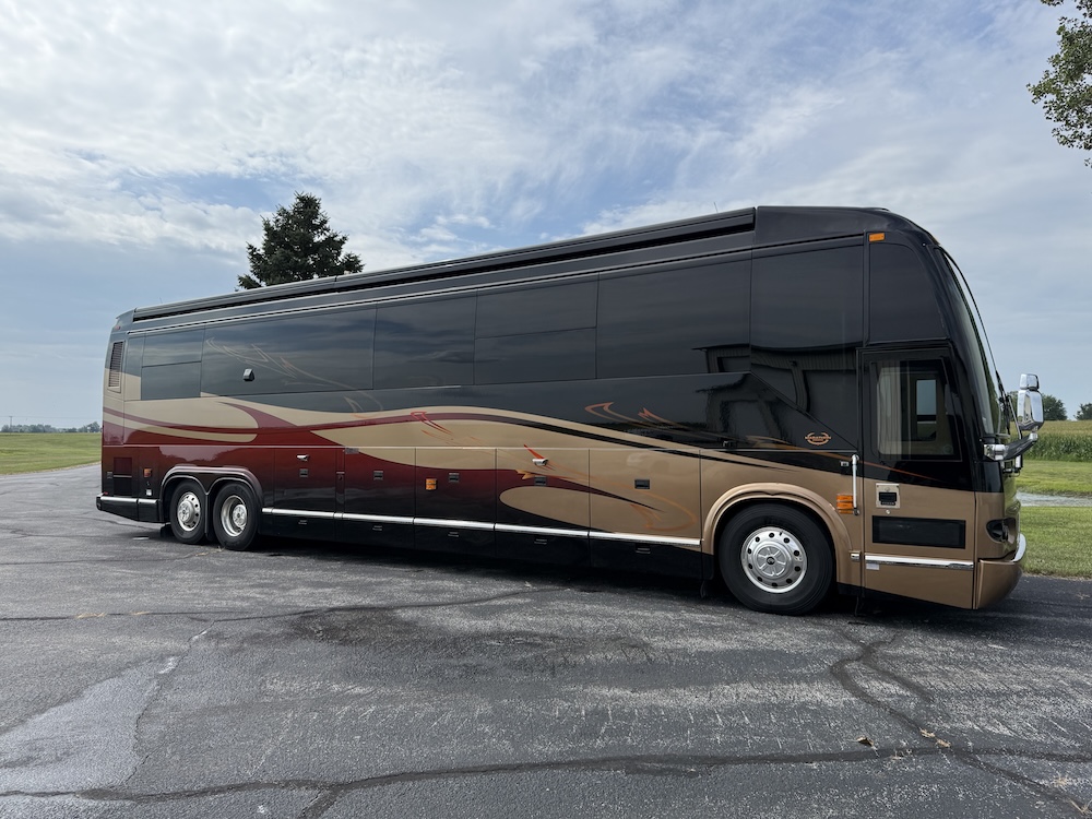 2006 Prevost Marathon H3-45 For Sale